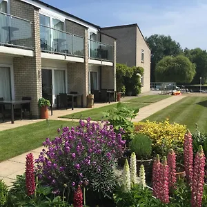 Riverside Park Holiday home