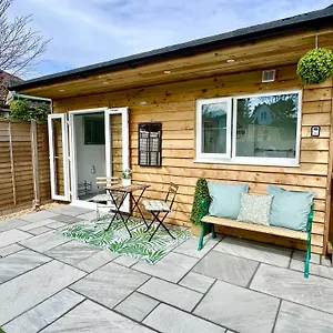 The Mudeford Gem Accommdation Apartment