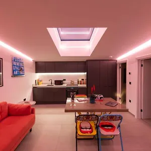 Modern Design, Parking, Of Christchurch Holiday home